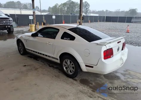 2006 Ford Mustang V6 from USA, damaged, VIN 1ZVHT80N165185558